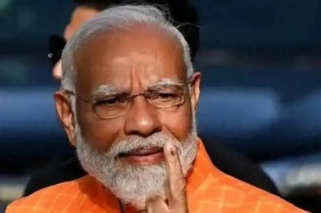 印度明明比中国先加入WTO，为什么印度没有飞速崛起？其实原因很简单： 两个东