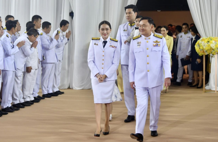 佩通坦坚决不辞职，认为宪法法院会给出一个正面的裁决。39岁的佩通坦今天出席了听证