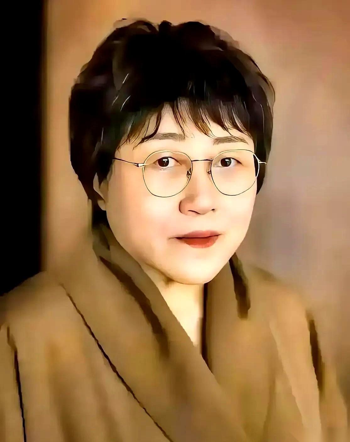 一个性学专家，扔出来一个特实在的观点。他说男人想活得长久，身体硬朗，秘诀不在健