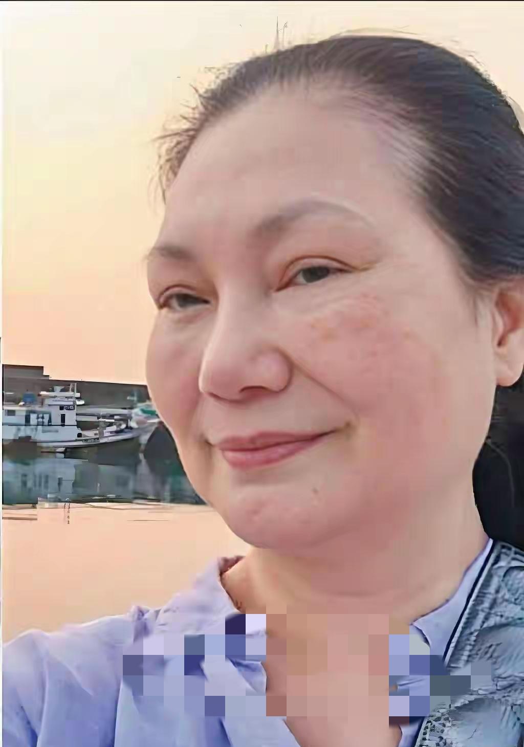 遗产纷争撕开原生家庭，女作家直言大S一生太过心酸镜头前哭诉无家可归，私下步步谋