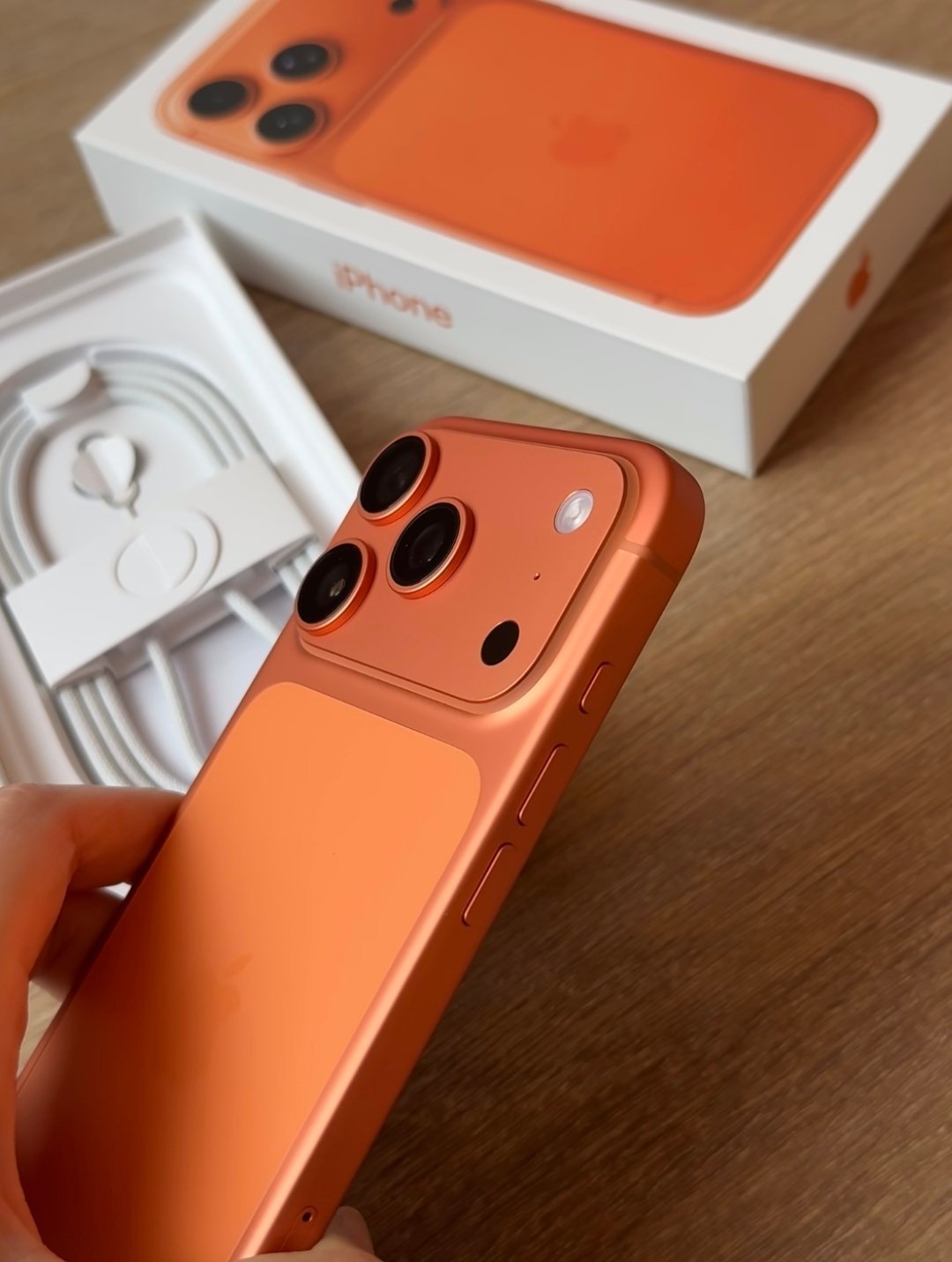 苹果回应iPhone17Pro划痕之前就说过，iPhone17Pro这一