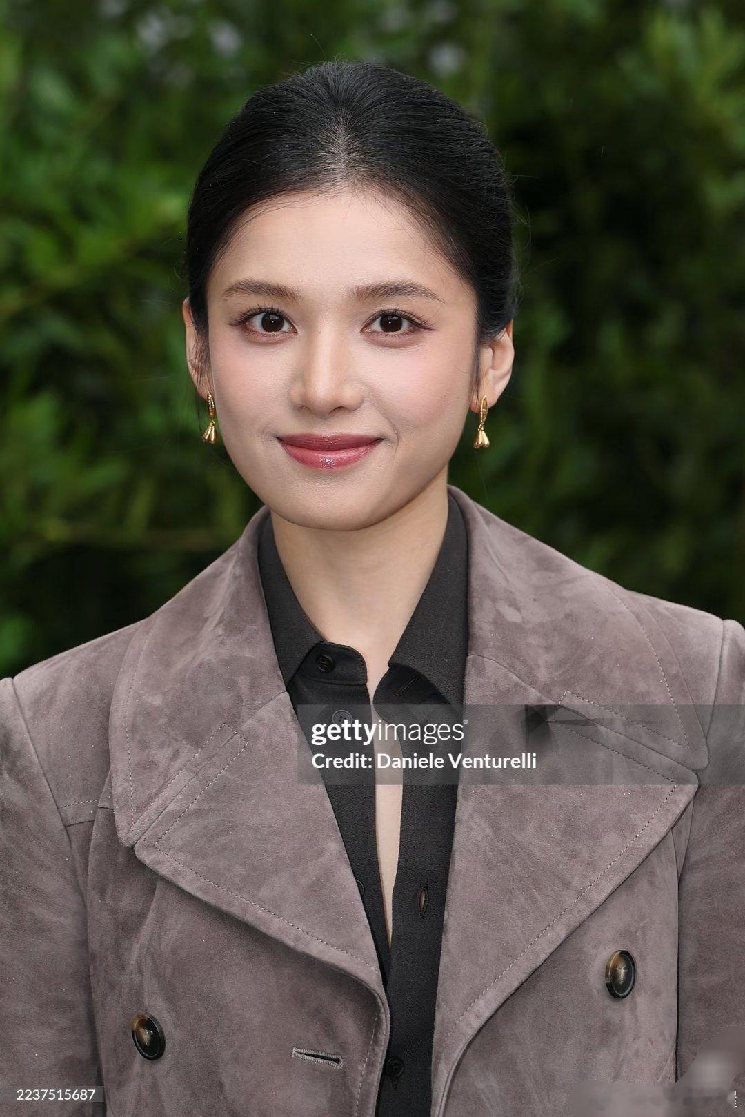 张婧仪完美诠释什么叫骨相美才是真的美😳这生图怼脸生图太牛了​​​