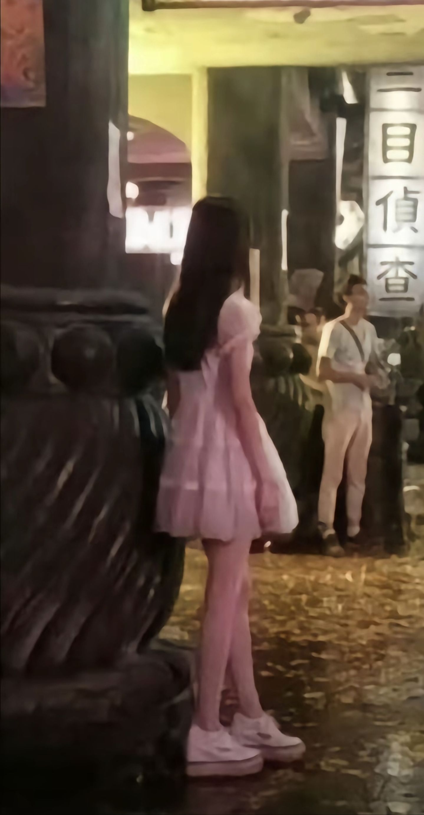好梦成这样就这个背影我就可以脑补一部小说了​​​