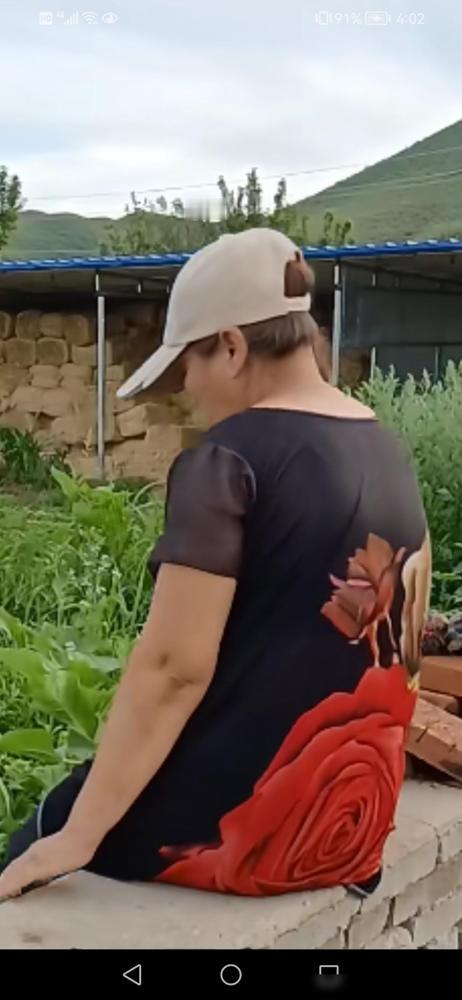 丢人现眼，50岁的女子又怀孕了，儿子和儿媳妇得知后，劝妈妈流掉说：您都50岁了，