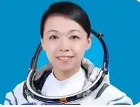 刚踏入太空一夜，各类刺耳杂音就缠上香港首位航天员黎家盈，实在让人看清不少狭隘偏见