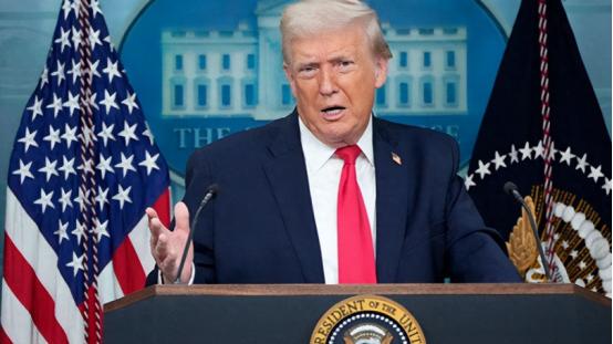 24小时内，美俄伊都喊话中国，世界终于看清：特朗普真正怕的是啥 24小时内