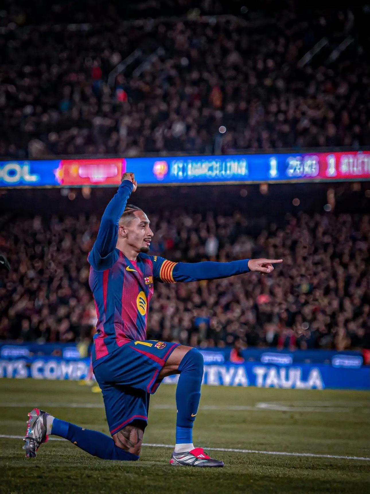 北京时间1月30日，巴萨前锋拉菲尼亚在接受数据网站Sofascore专访时，再度