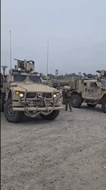 据媒体报道，昨天有一支美军车队跨过幼发拉底河进入叙利亚HTS政权的控制区，不过立