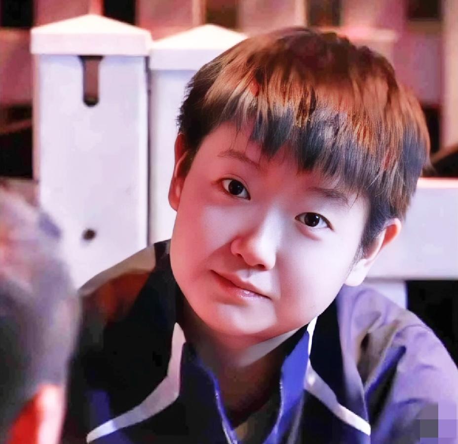 那就吃吃吧，再来份刀削面吧！然后就这样看着你，你就说你晕不晕吧。又想这