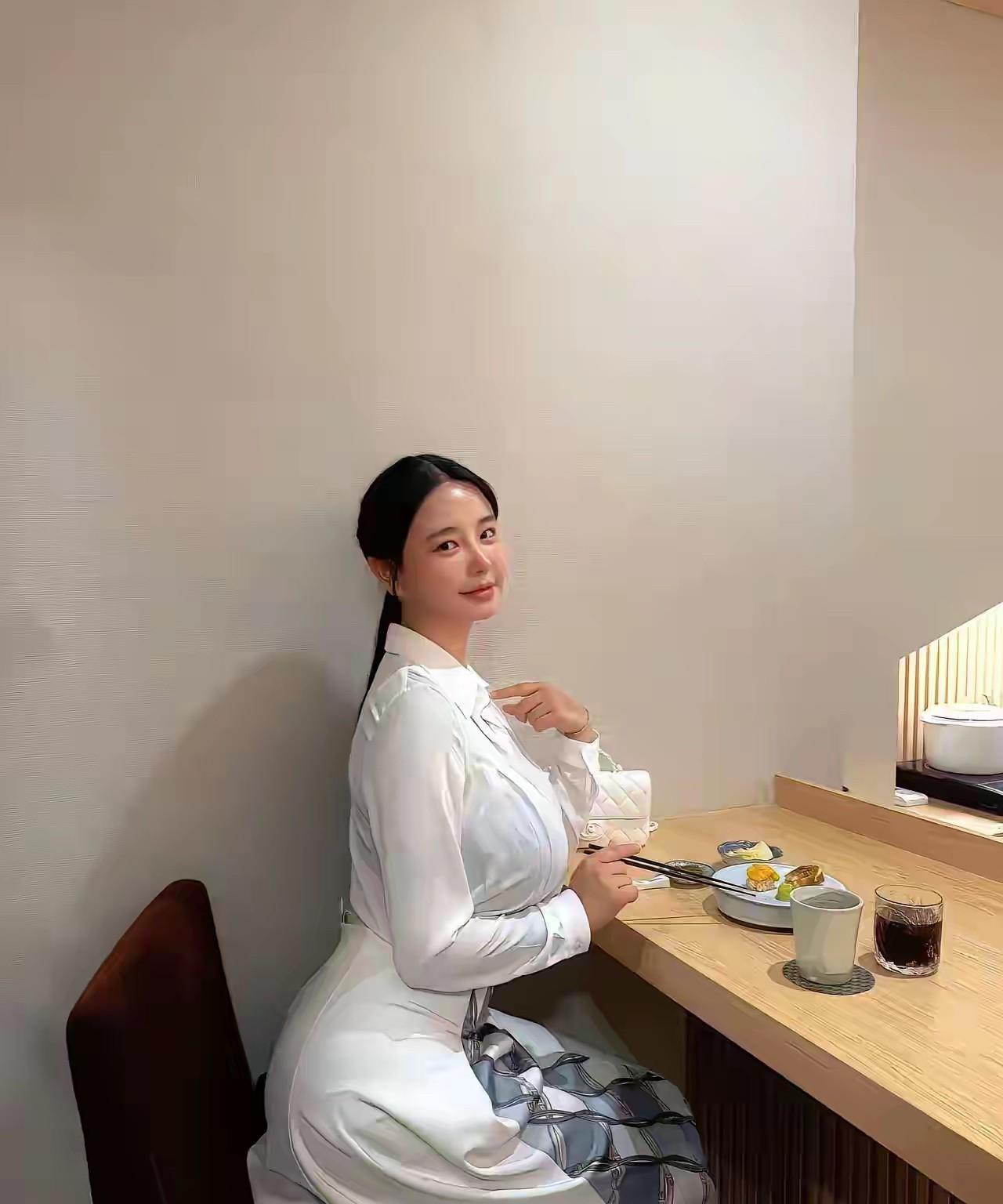 优雅气质[比心][比心]