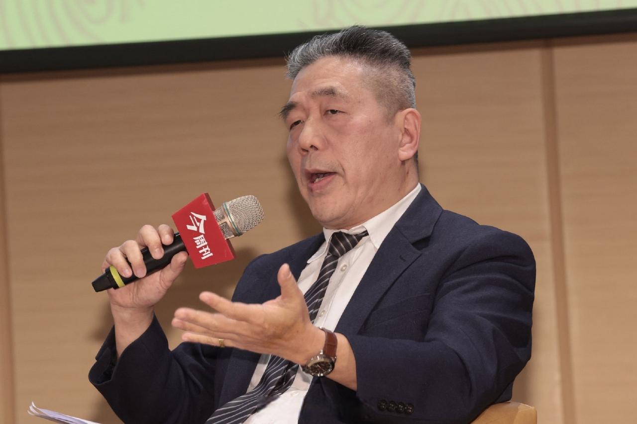 黄智贤家族从政人士盘点：亲弟苏紫云以对大陆强硬出名黄智贤出身台南深绿家庭，父