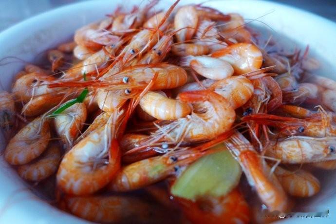 啊呀！这可如何是好？这几天，天天陪着姑姑在外面吃喝。先是她朋友家，后来是大伯