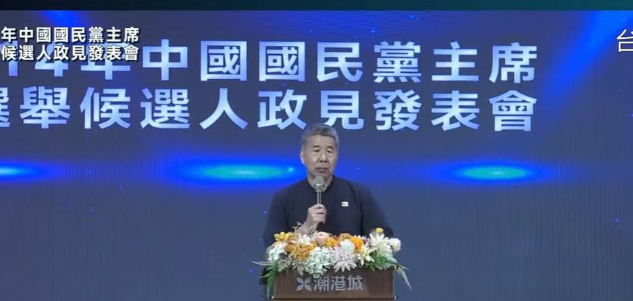 张亚中批郑丽文支持“白正蓝副”国民党主席候选人张亚中今天（7日）在“党主席政见