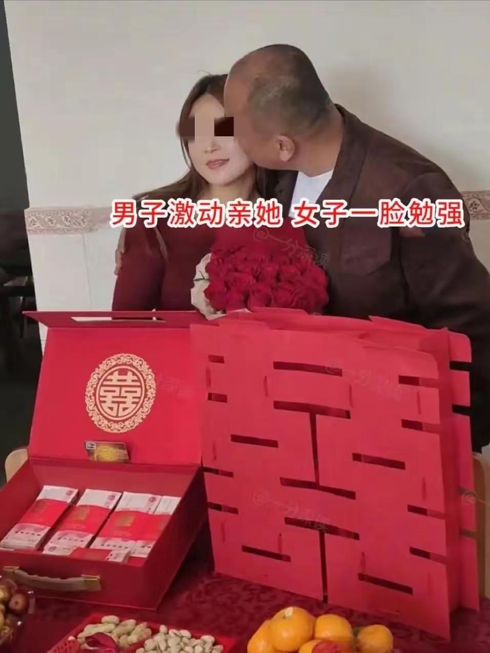 30岁离异女同事被催婚，嫁给秃头男领导30岁离异女同事，在父母催婚和同事撮