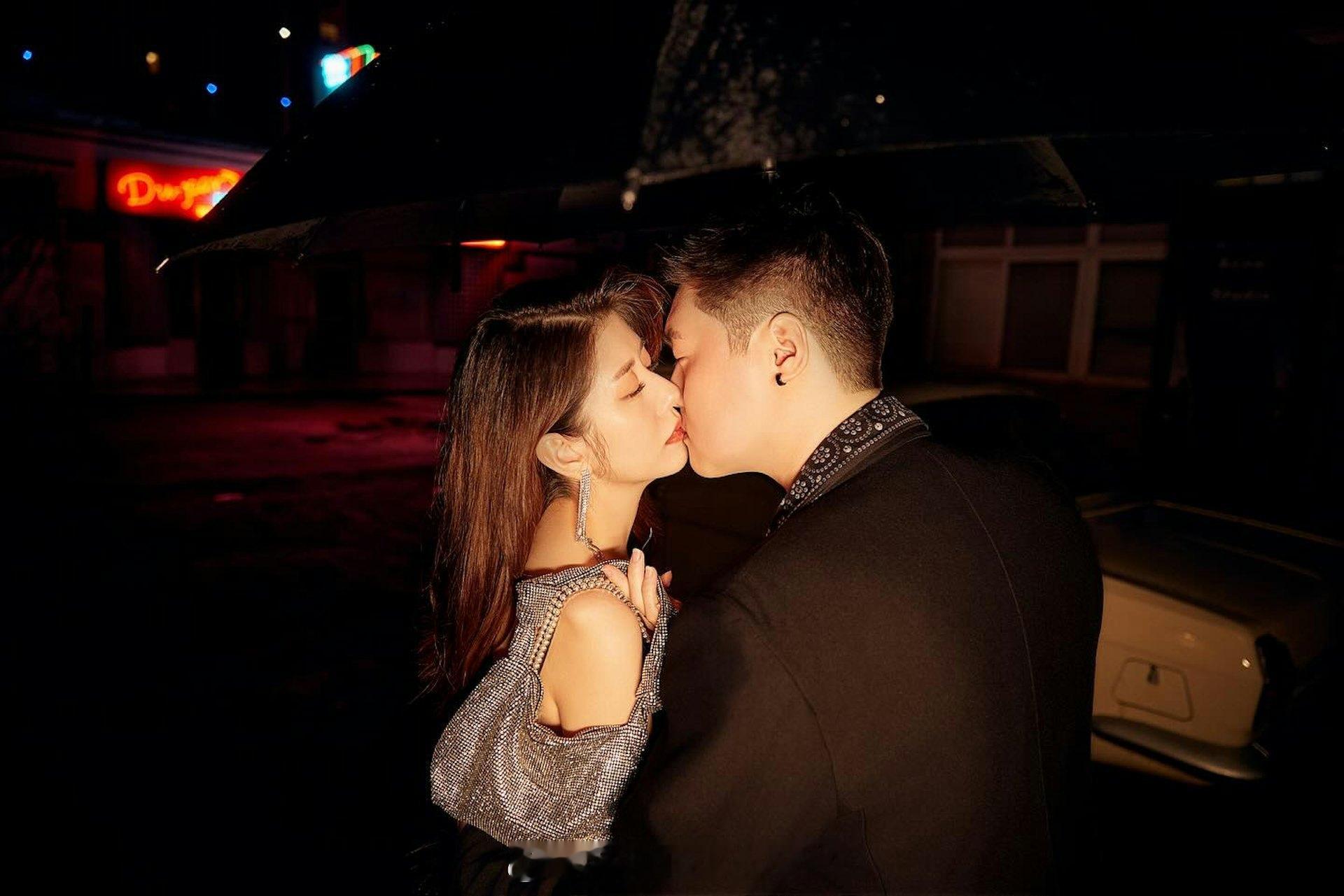 陈嘉慧三年抱两备受宠爱获老公帮剥虾：这一世我都不用自己剥现年29岁的TVB小花