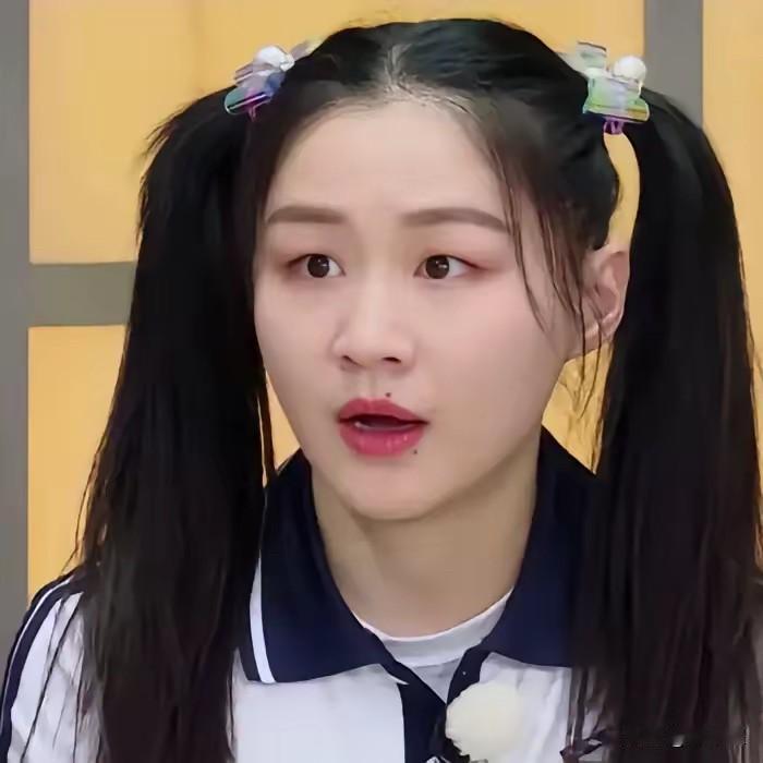 别说金靖了连我都没想到王家卫的口味竟然如此特别“她以为她走谐星路线已经够