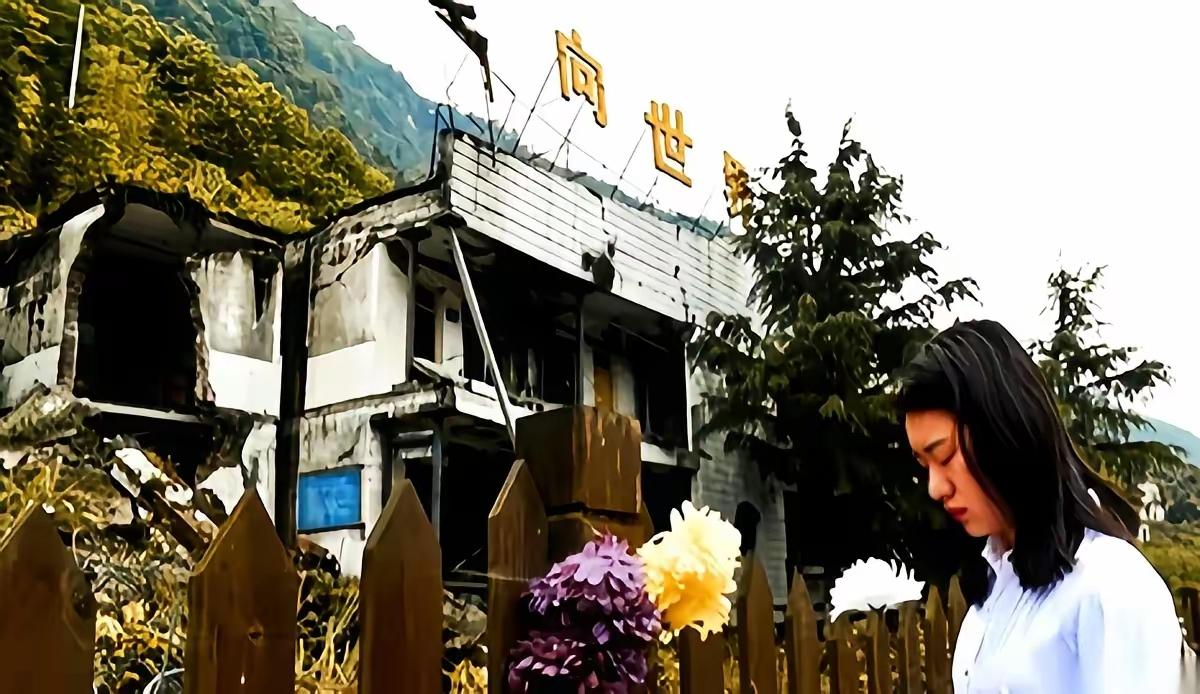 08年，北川。所有人都劝他走，说底下的人，埋了十几个小时，肯定没救了。男人叫李