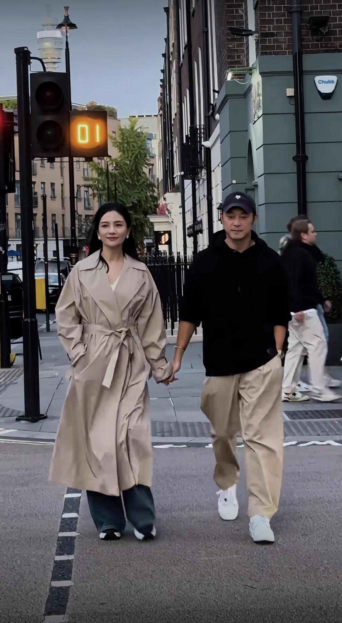 沙溢瘦下来之后，和胡可站在一起，都有一种宿命感。胖的时候就像八戒和媳妇儿。