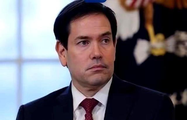 美国高官鲁比奥，来了一趟中国，回去后，对着全世界的镜头，扔下了一句话。真正该