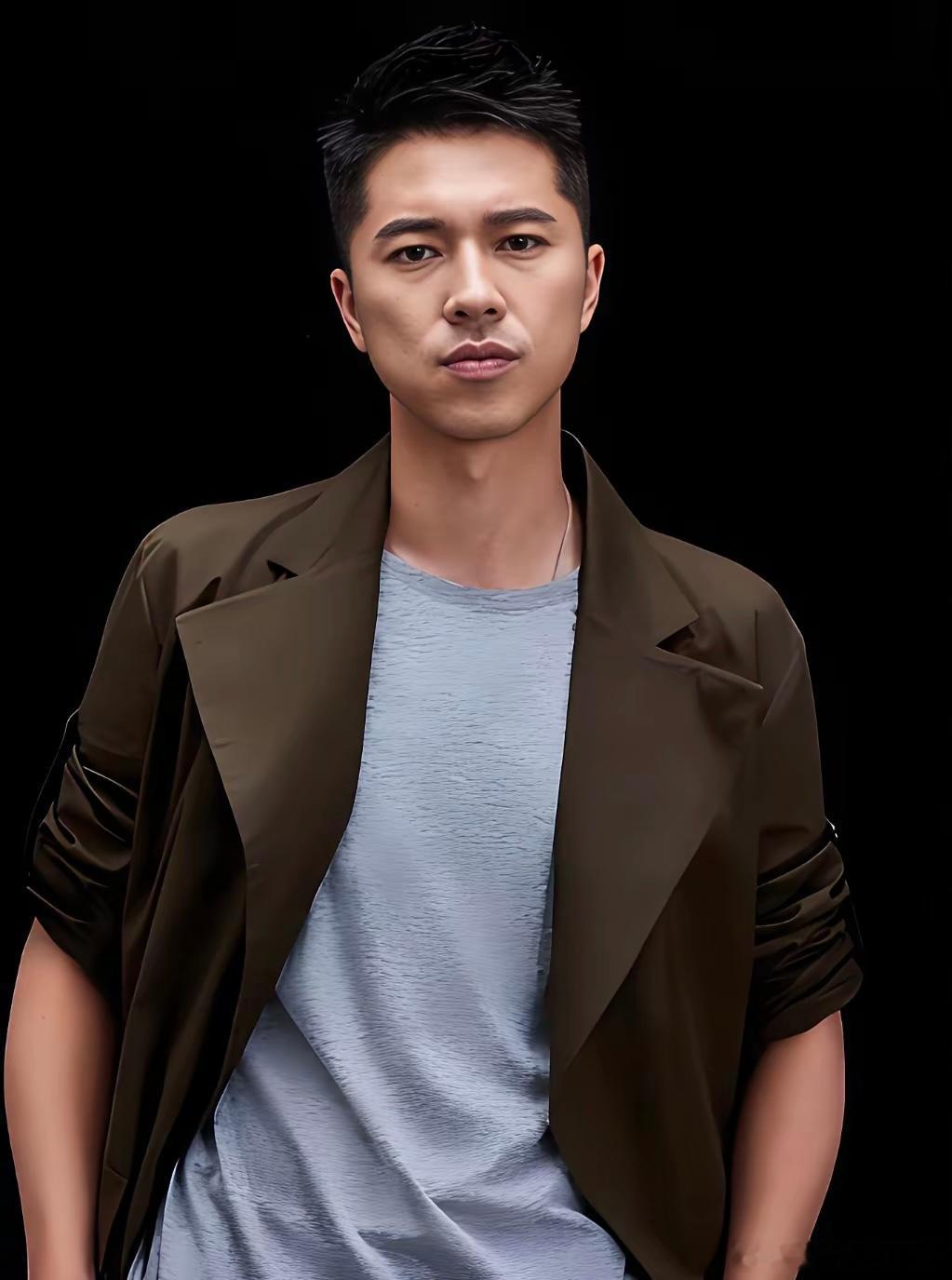 大家有没有觉得，​只要是演员王雷演的剧，​甭管火不火，就只要一看他这张脸，大家瞬