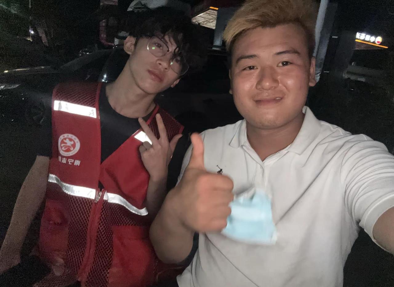 贵州无人机飞手与河南志愿者驰援广西，一方有难八方支援，这就是中国力量！！！志愿