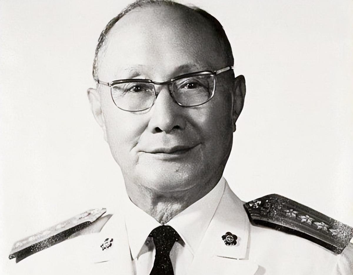 1982年，一个美国记者给国民党老将宋希濂挖了个坑，问他：“你觉得毛主席和蒋介石