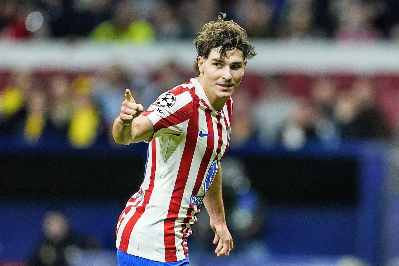 阿尔瓦雷斯：要不是你逼抢对面门将，进了一球，马竞还有可能1分都拿不到吧？？？瑟