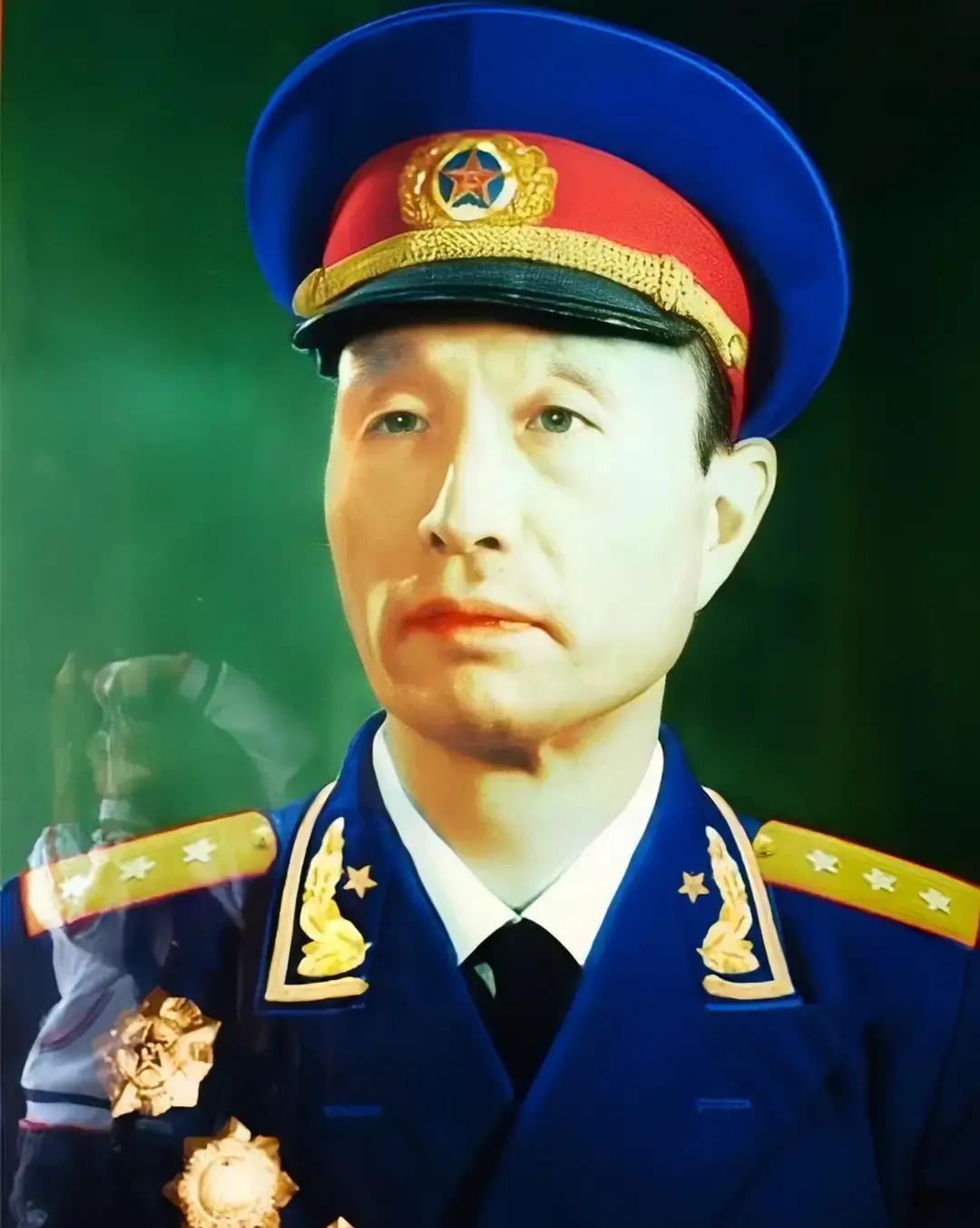 开国上将张爱萍晚年被选为中顾委常委，可是每次中顾委开会，他都照例请假，不去开会。