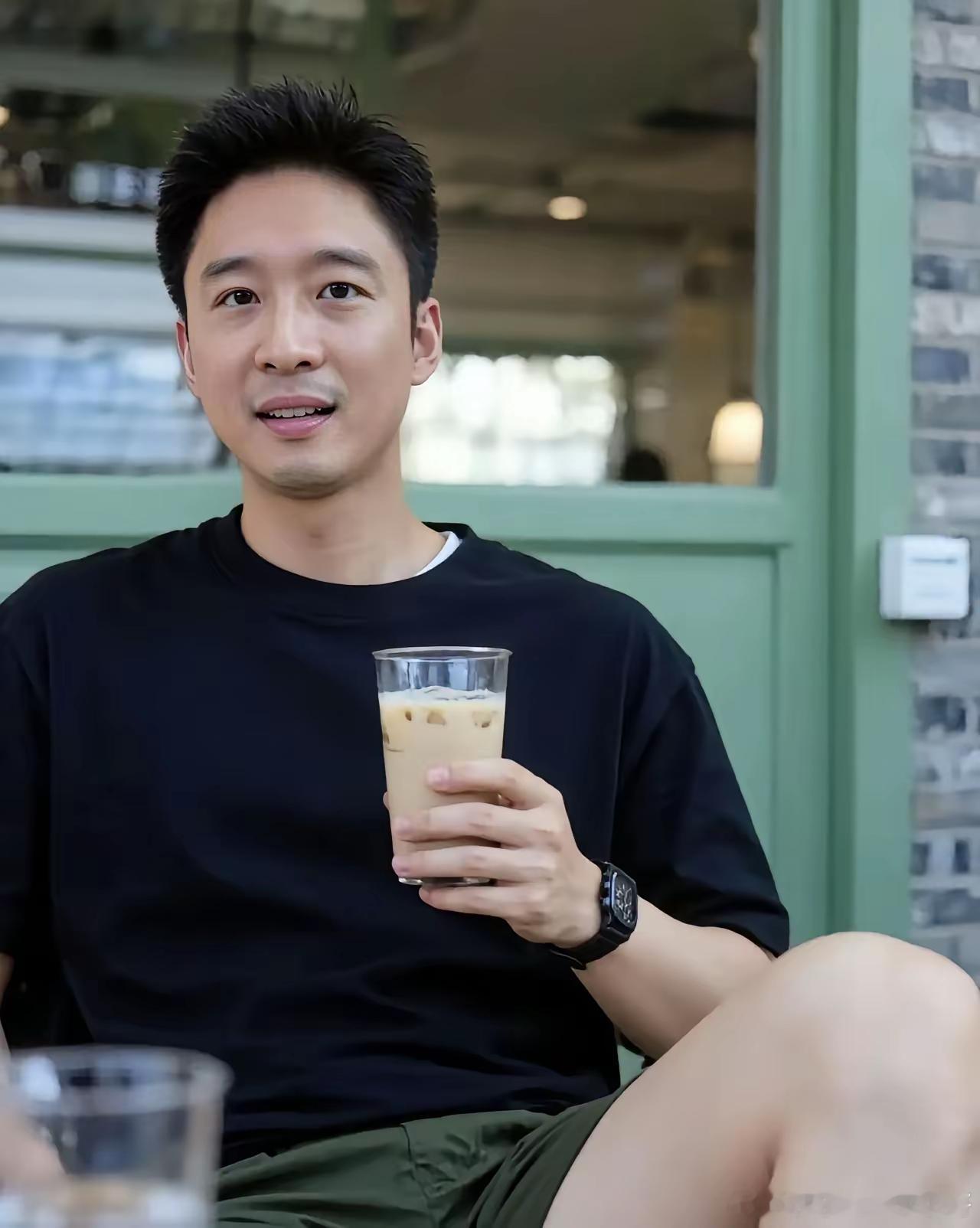 霍家公子的气质是非常好啊！！！​​​
