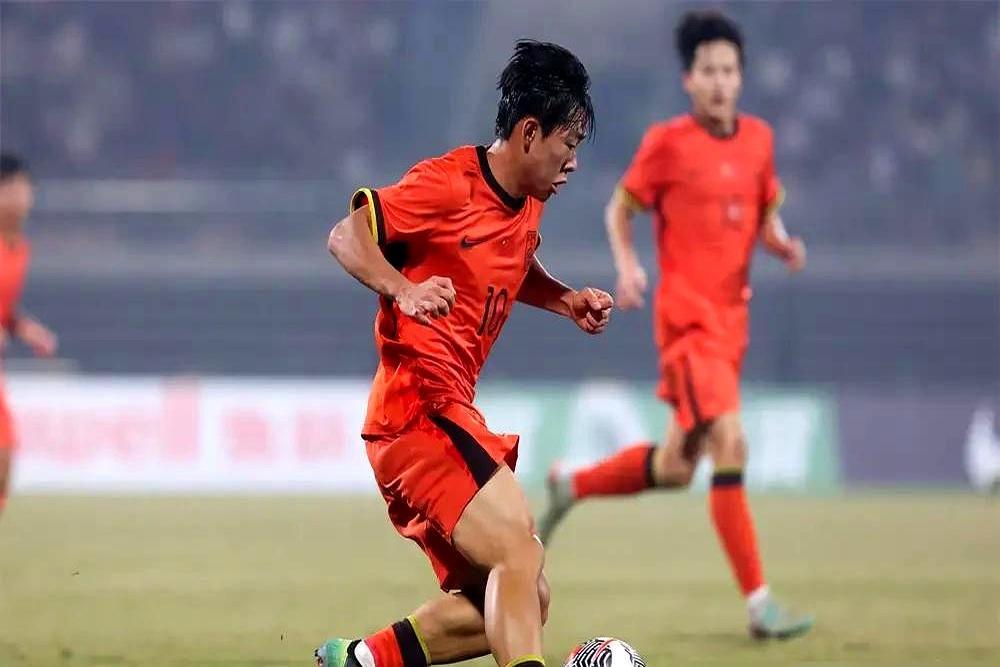 16岁身价186万，天才前锋帅惟浩放弃留洋，一头扎进中乙联赛跟一群成年人肉搏，所