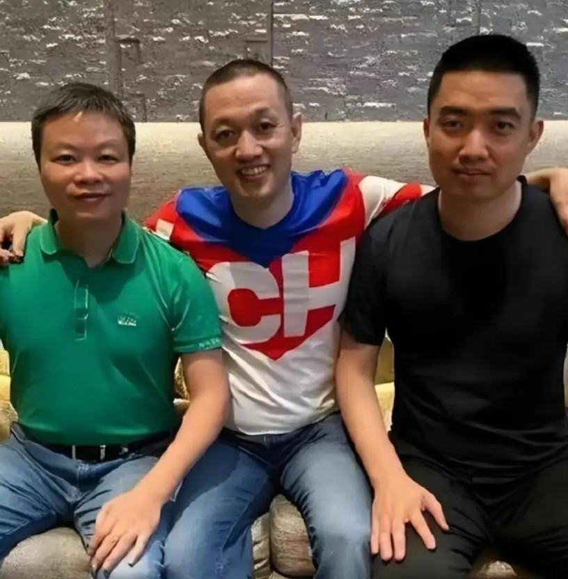都说蔚来危险，其实理想也危险，看似销量高，现金流也多。可是救命稻草就是i8i6