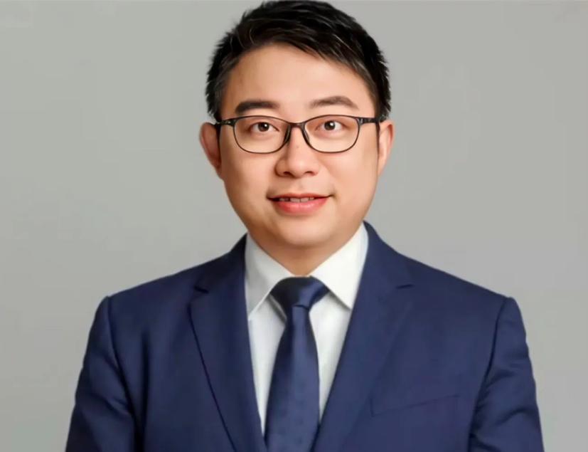 沈逸评高市早苗众议院大胜，直呼希望她接下来千万不要“带怂”的。他说：国内总有