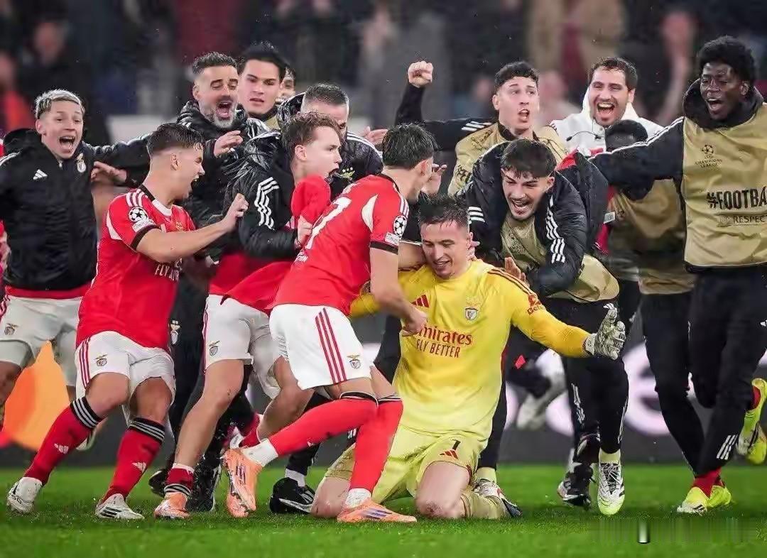 皇马给足了穆里尼奥面子，门将读妙绝杀足以载入史册的进球，使穆帅的帅位暂时无忧。皇