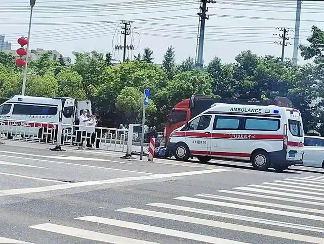 一学校发生命案,网传致4死2伤