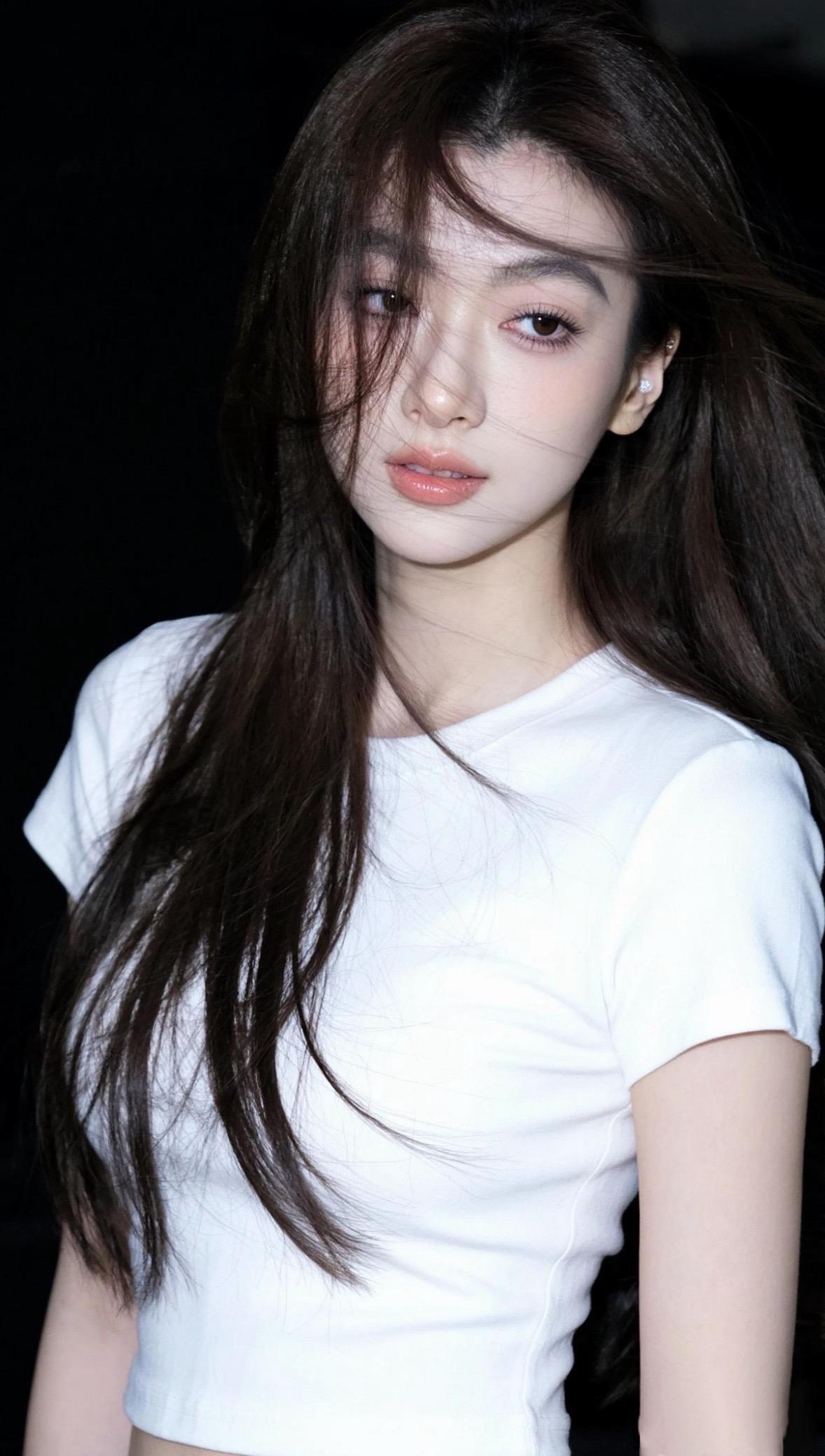 不算是我 但还是我。谁还去拍写真啊