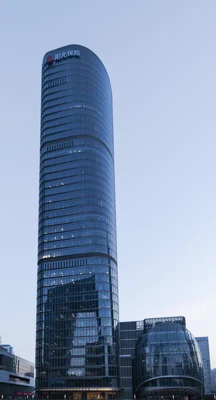 12900股的光线传媒，成本25.07元，总投入32.3万。节前最高浮盈6.4