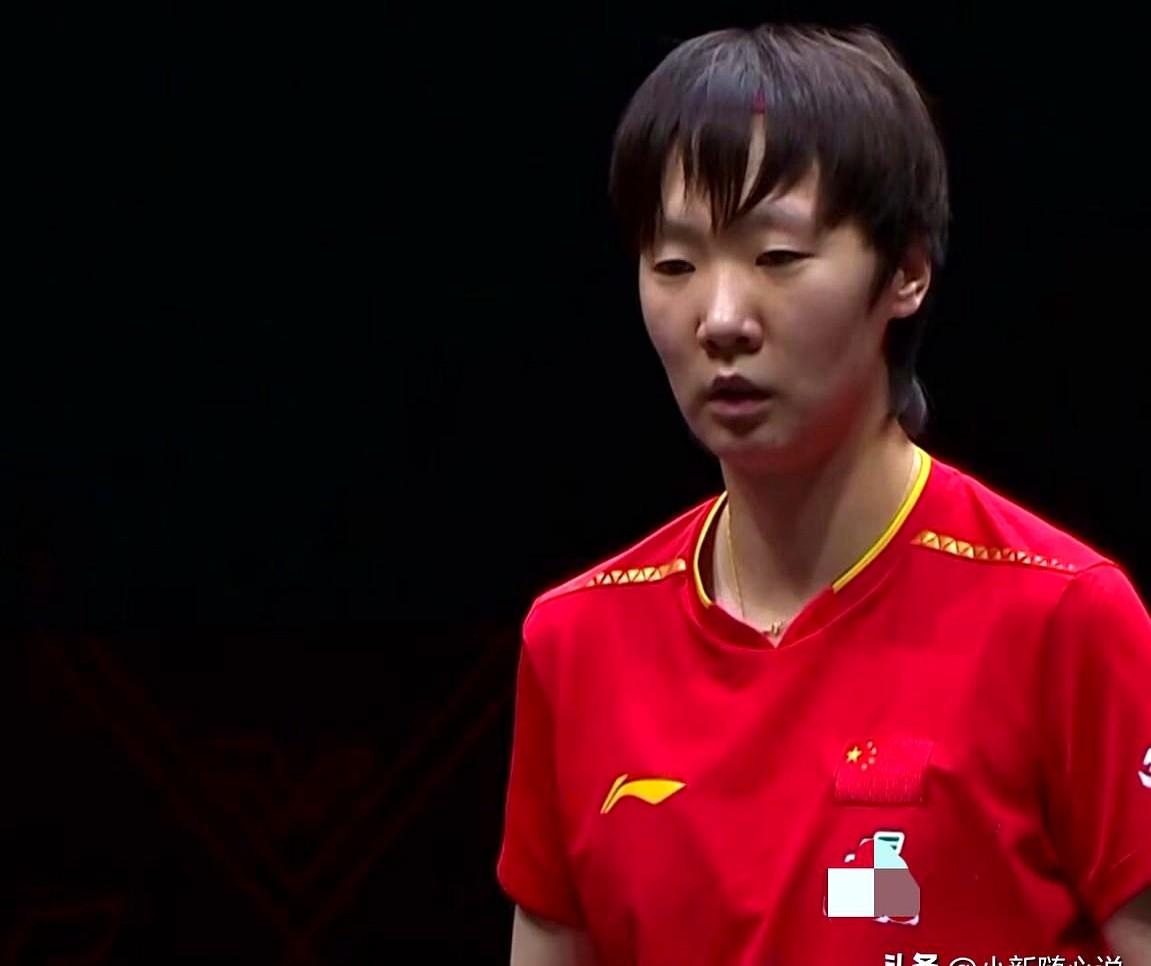 看王曼昱和蒯曼打球，我心脏都要跳出来了！局末那几个球，俩人都在搏杀，失误一个