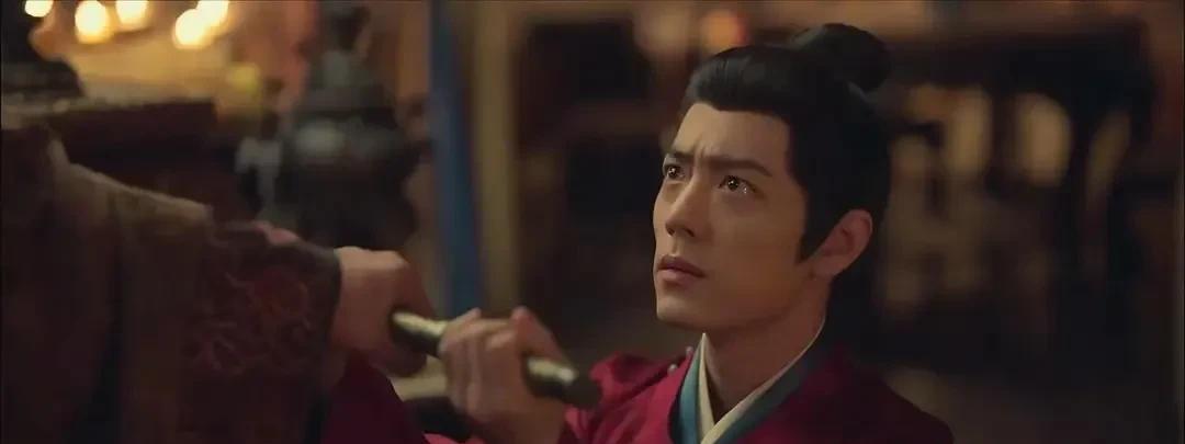 今年有三个演员打了漂亮的翻身仗，分别是肖战，杨洋和杨幂。肖战《藏海传》开播之前
