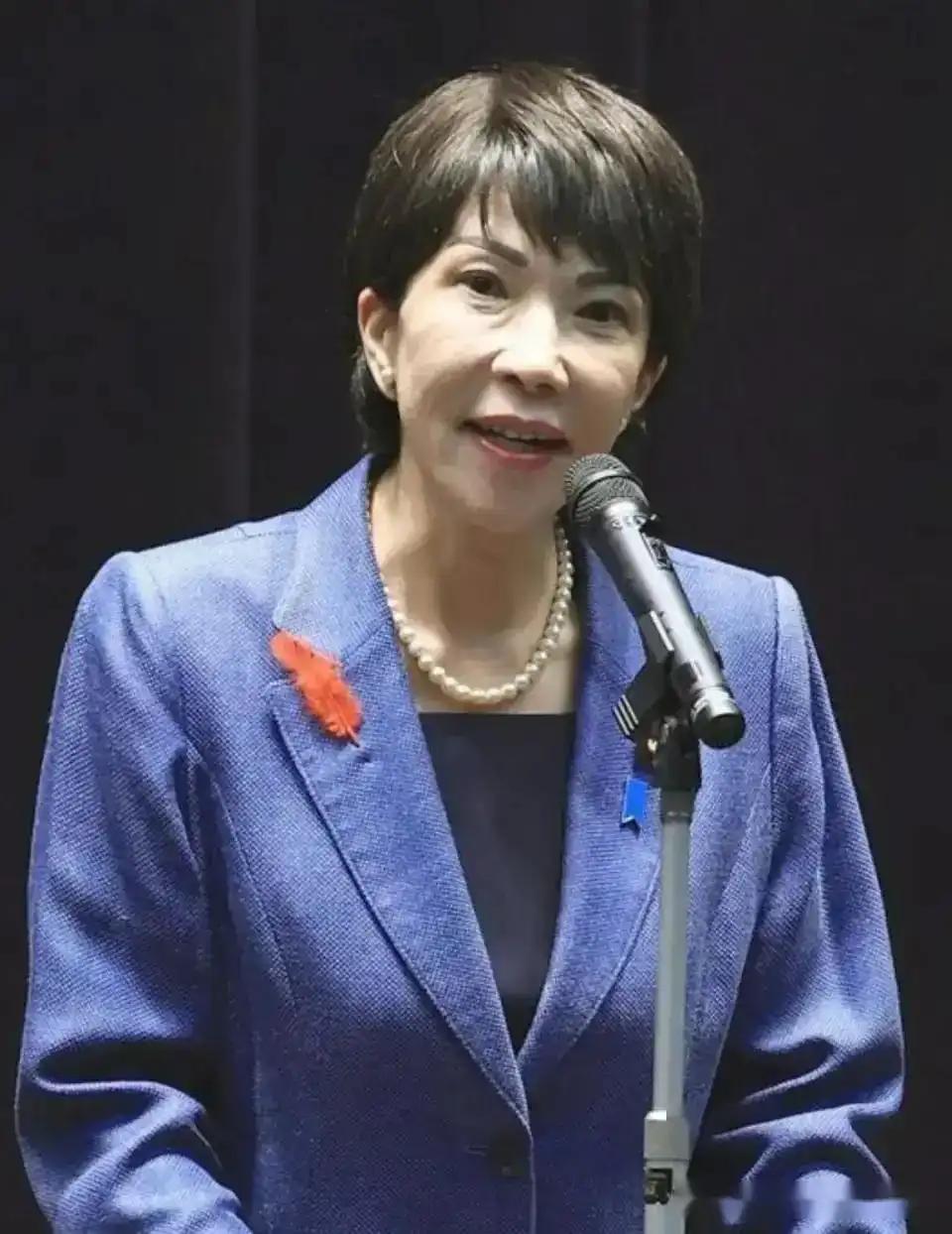 高市早苗这变脸的速度，不去演川剧真是可惜了。前阵子还硬气得不行，拍板把大陆游