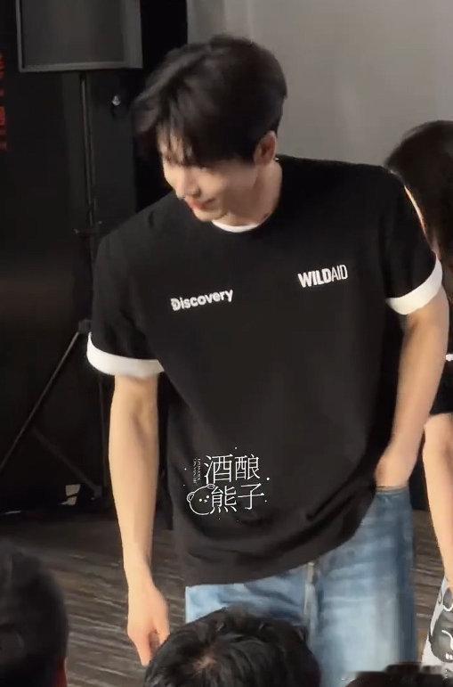 张凌赫是学长是哥哥张凌赫顺毛发型，是学长是哥哥！张凌赫顺毛发型