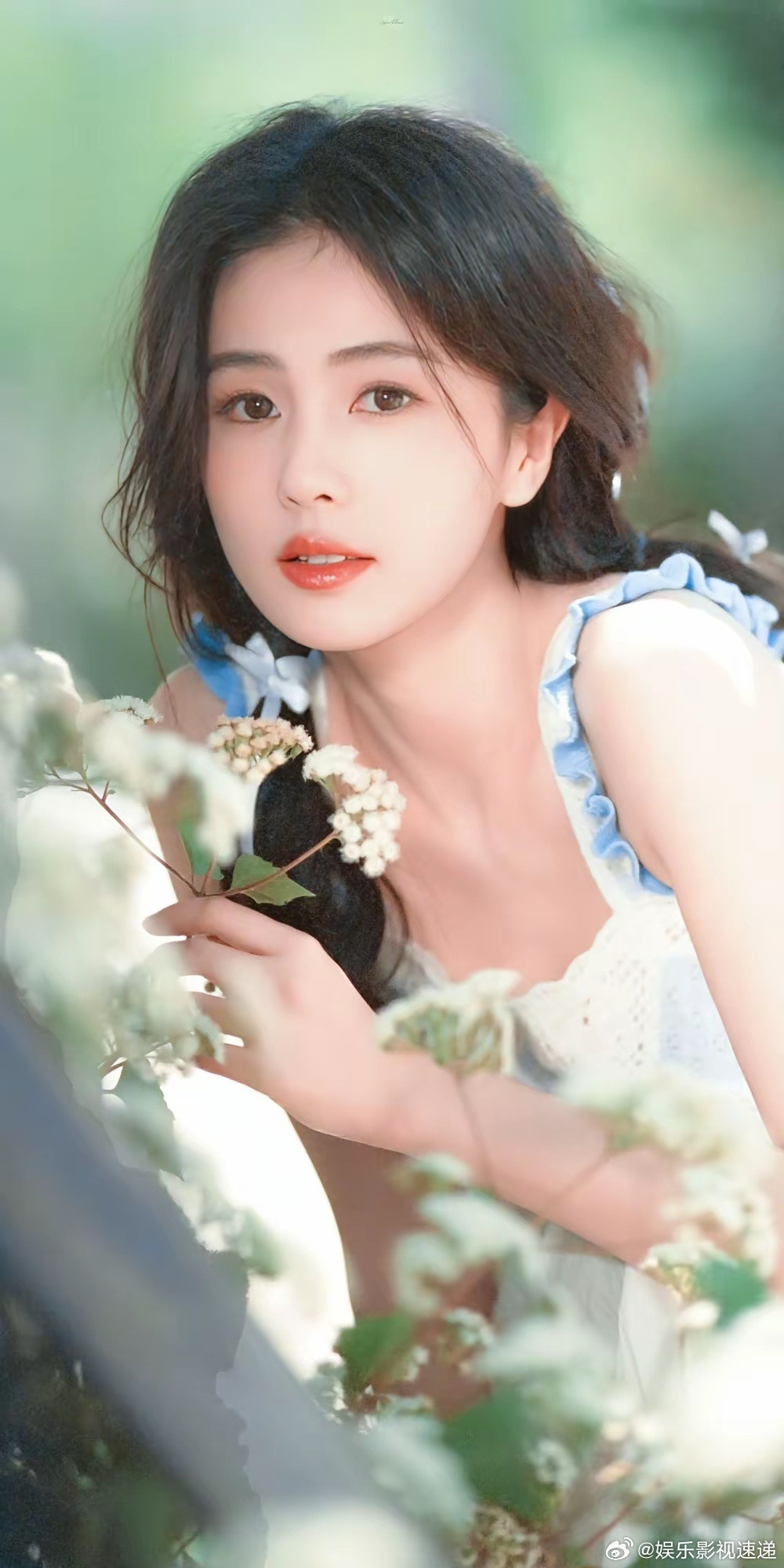 为什么说女演员都不容易，看看白鹿就知道了最近，在综艺里，白鹿说自己风湿犯了，很难