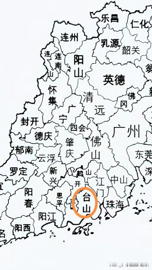 台山在江门的地理位置堪称绝佳。其一，台山面积较大，比恩平、开平、鹤山等市都要大。