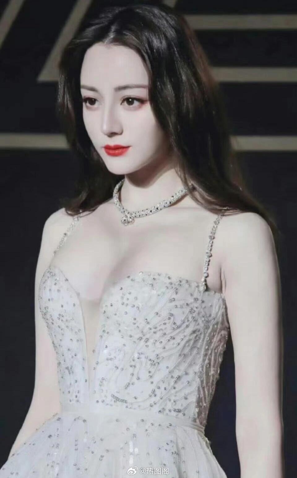 迪丽热巴身材发福了热图阁公众号