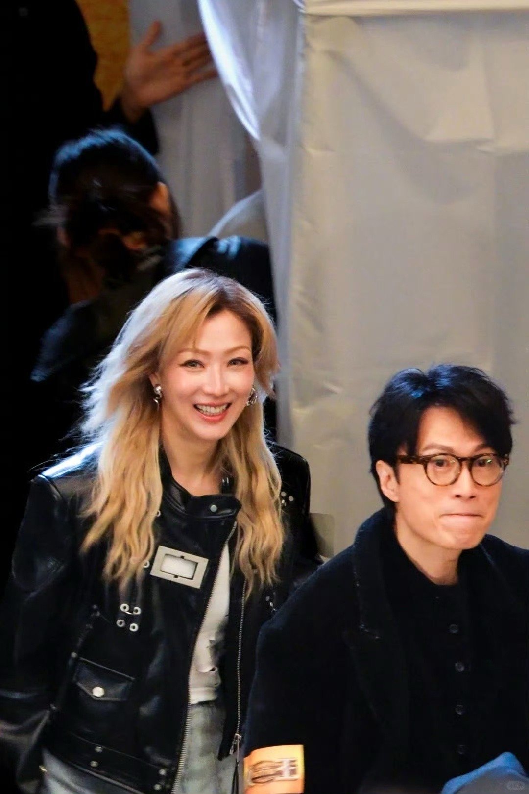 黄子华郑秀文约定继续合作小众CP的春天来了！黄子华郑秀文亲自认证“还会合作”，