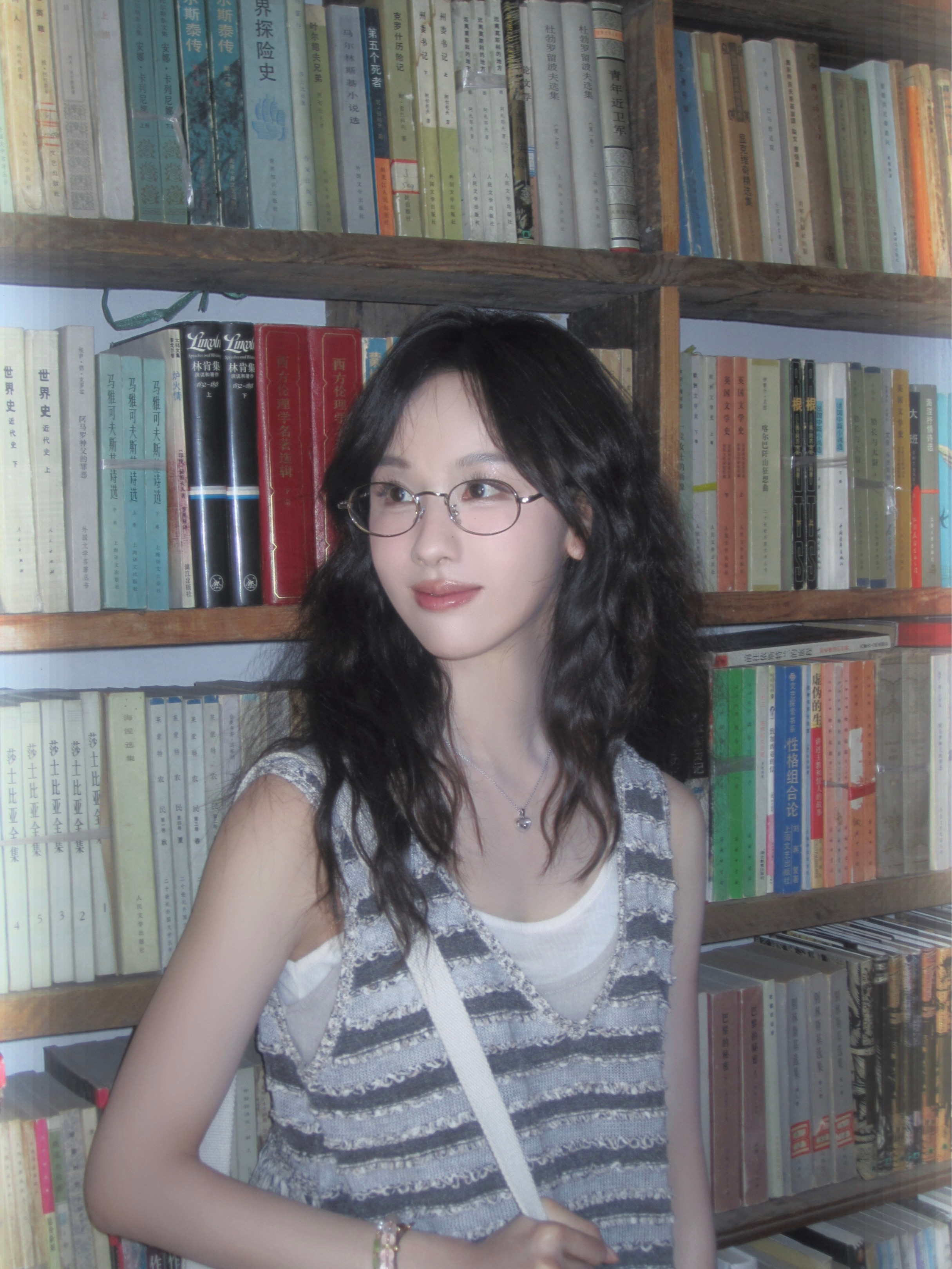 陈都灵在书店遇到了心动女嘉宾…💓