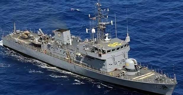 菲舰硬闯黄岩岛挑衅，中方严正警告，强势驱离4月21日，南海局势再起波澜。菲律