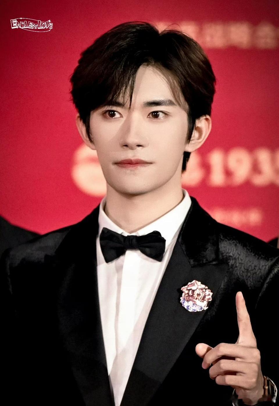 听说一奖那什么，希望弟弟好运！恭喜弟弟啦！