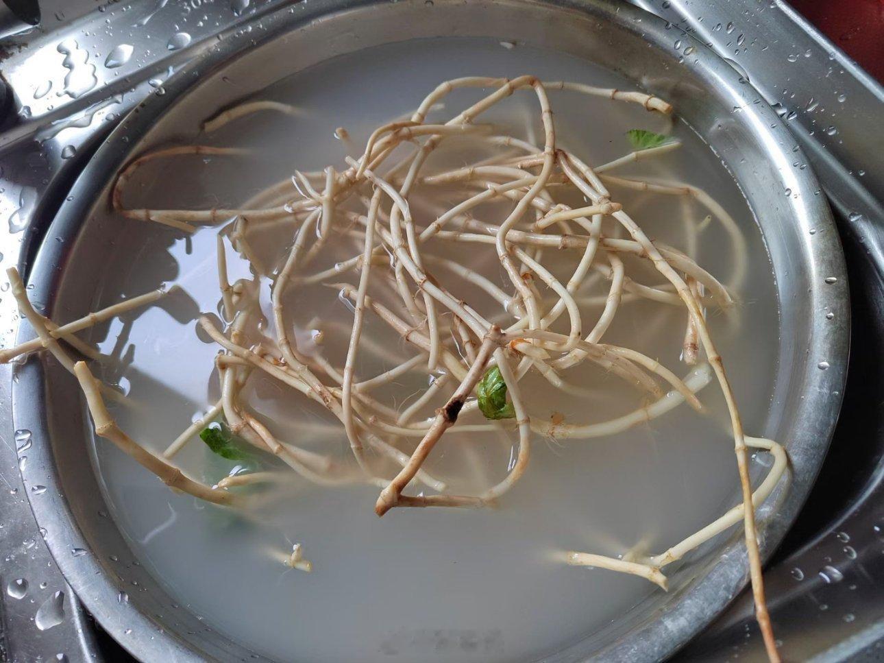 今天吃个稀罕物，有人认识吗？