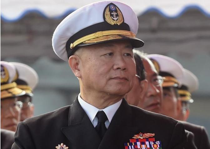 “若台海战争爆发，从头打到尾，台湾会全毁。”台湾海军前司令陈永康一边警告台湾当局