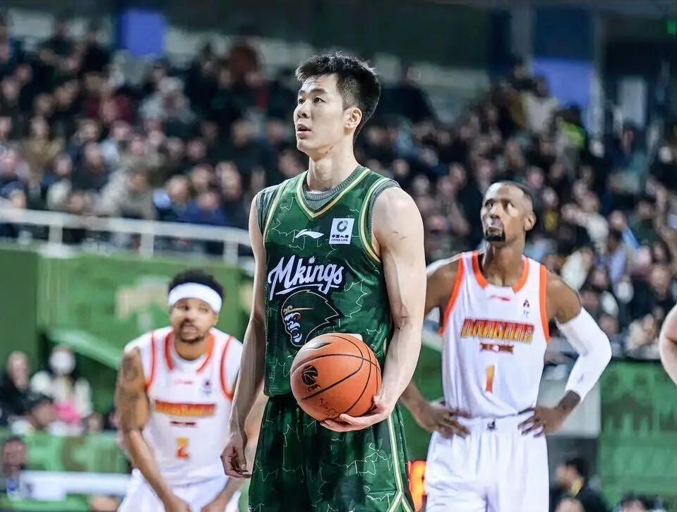 太顶了！同曦104-82大胜吉林，这三位球员是赢球功臣！1. 郭昊文，同曦的“